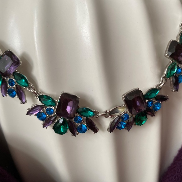 Necklace and earrings set - Picture 3 of 5